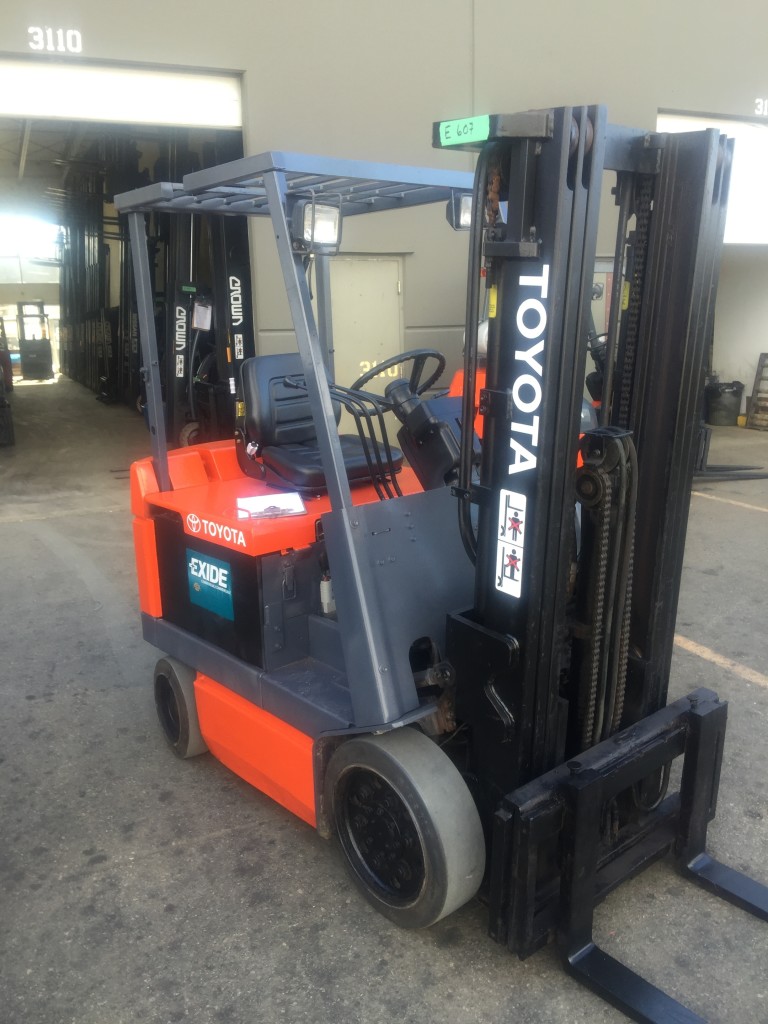 TOYOTA ELECTRIC - Northstar Forklift Inc.