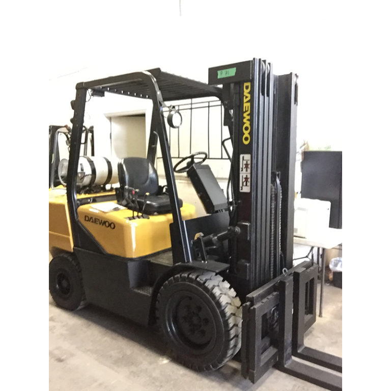 Pneumatic Tire Forklifts Archives Northstar Forklift Inc.